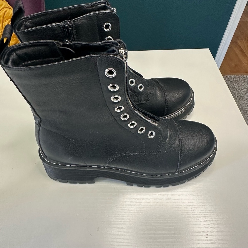 Boundaries Black Biker Boots Size 9 - Picture 2 of 5